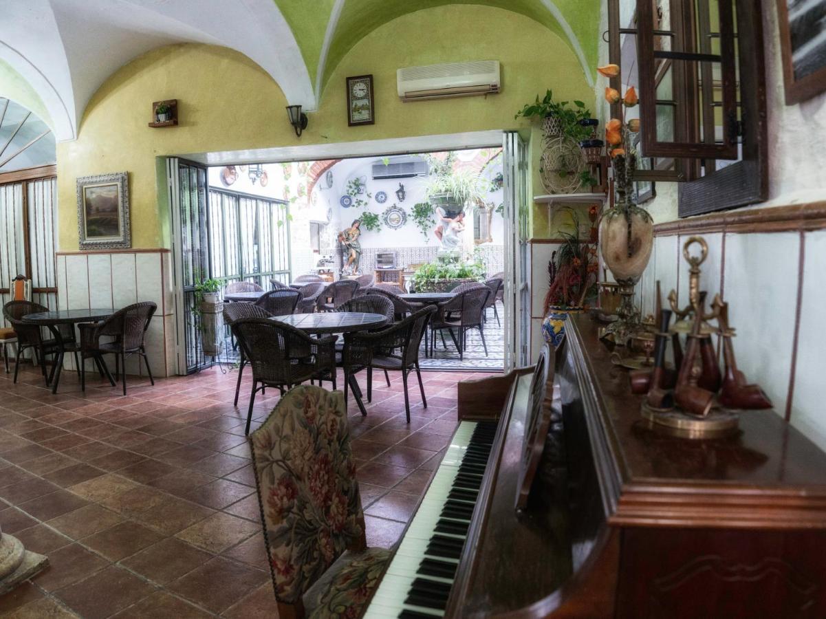 Hotel Las Palmeras By Vivere Stays Zafra Extérieur photo