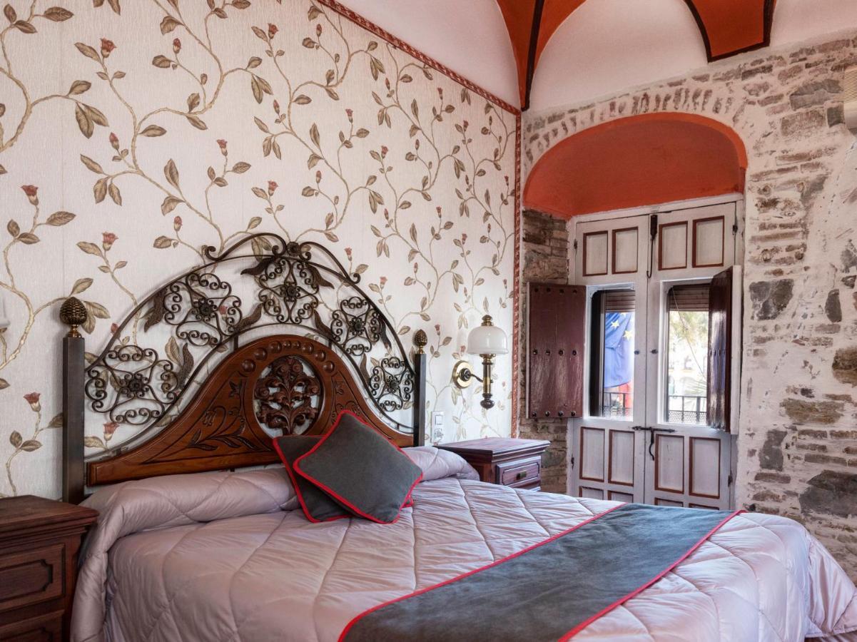 Hotel Las Palmeras By Vivere Stays Zafra Extérieur photo