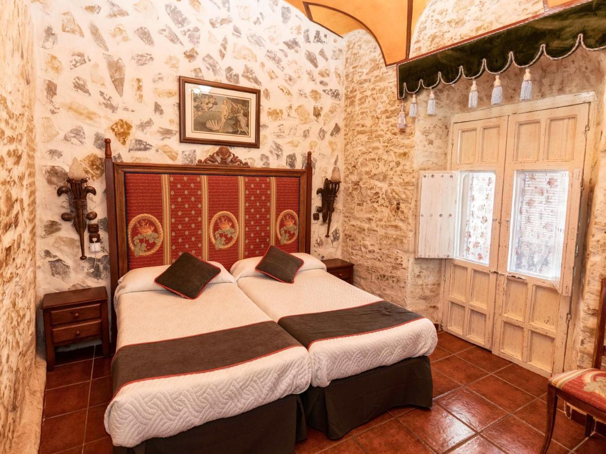 Hotel Las Palmeras By Vivere Stays Zafra Extérieur photo