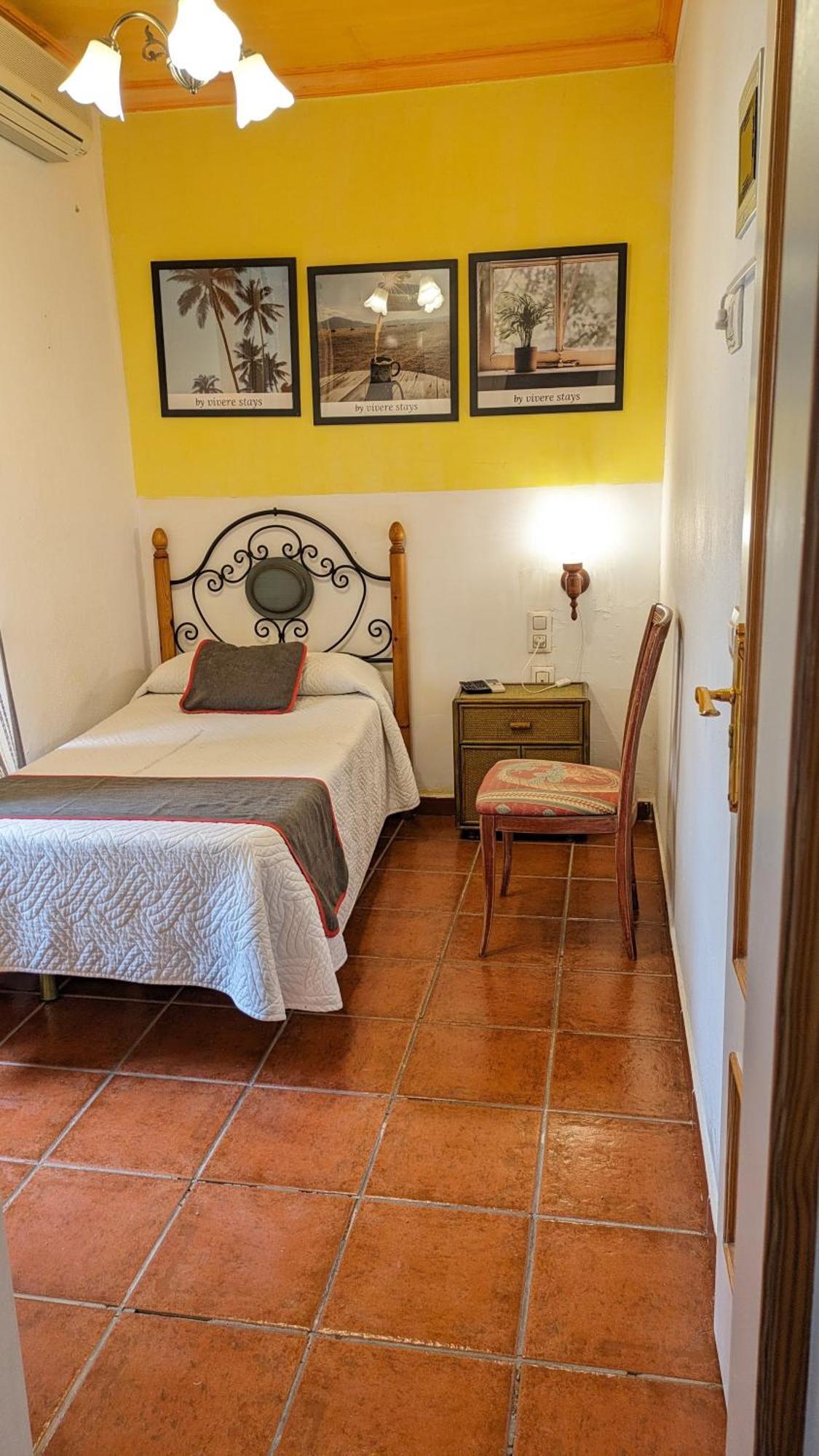 Hotel Las Palmeras By Vivere Stays Zafra Extérieur photo