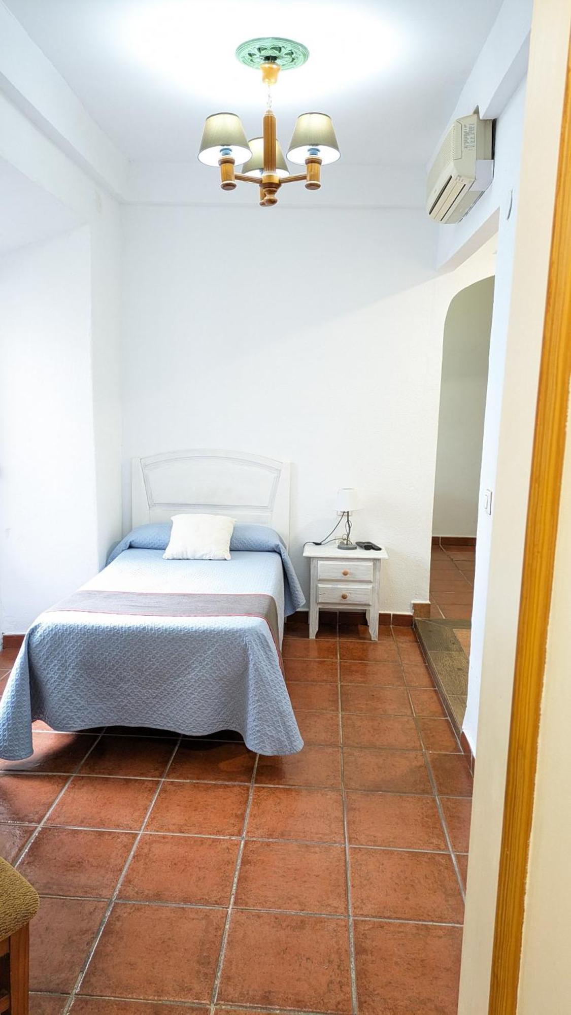 Hotel Las Palmeras By Vivere Stays Zafra Extérieur photo