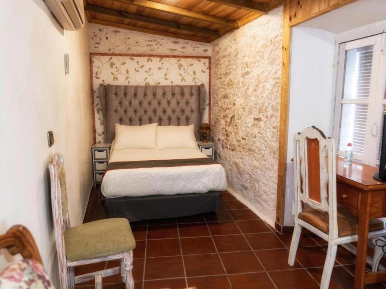 Hotel Las Palmeras By Vivere Stays Zafra Extérieur photo