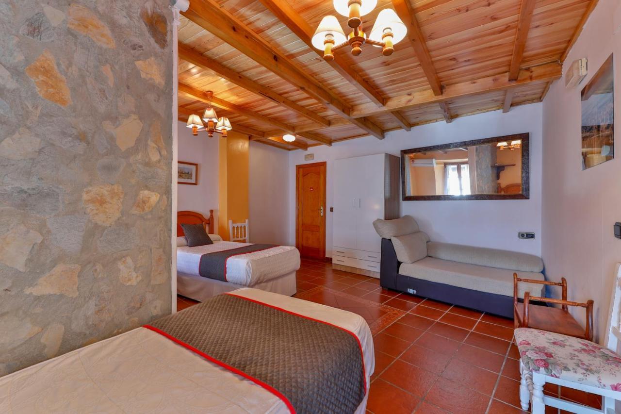 Hotel Las Palmeras By Vivere Stays Zafra Extérieur photo