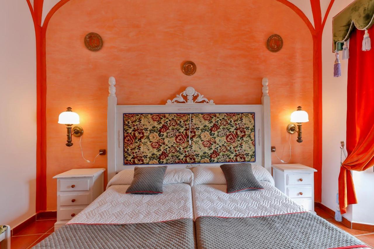 Hotel Las Palmeras By Vivere Stays Zafra Extérieur photo